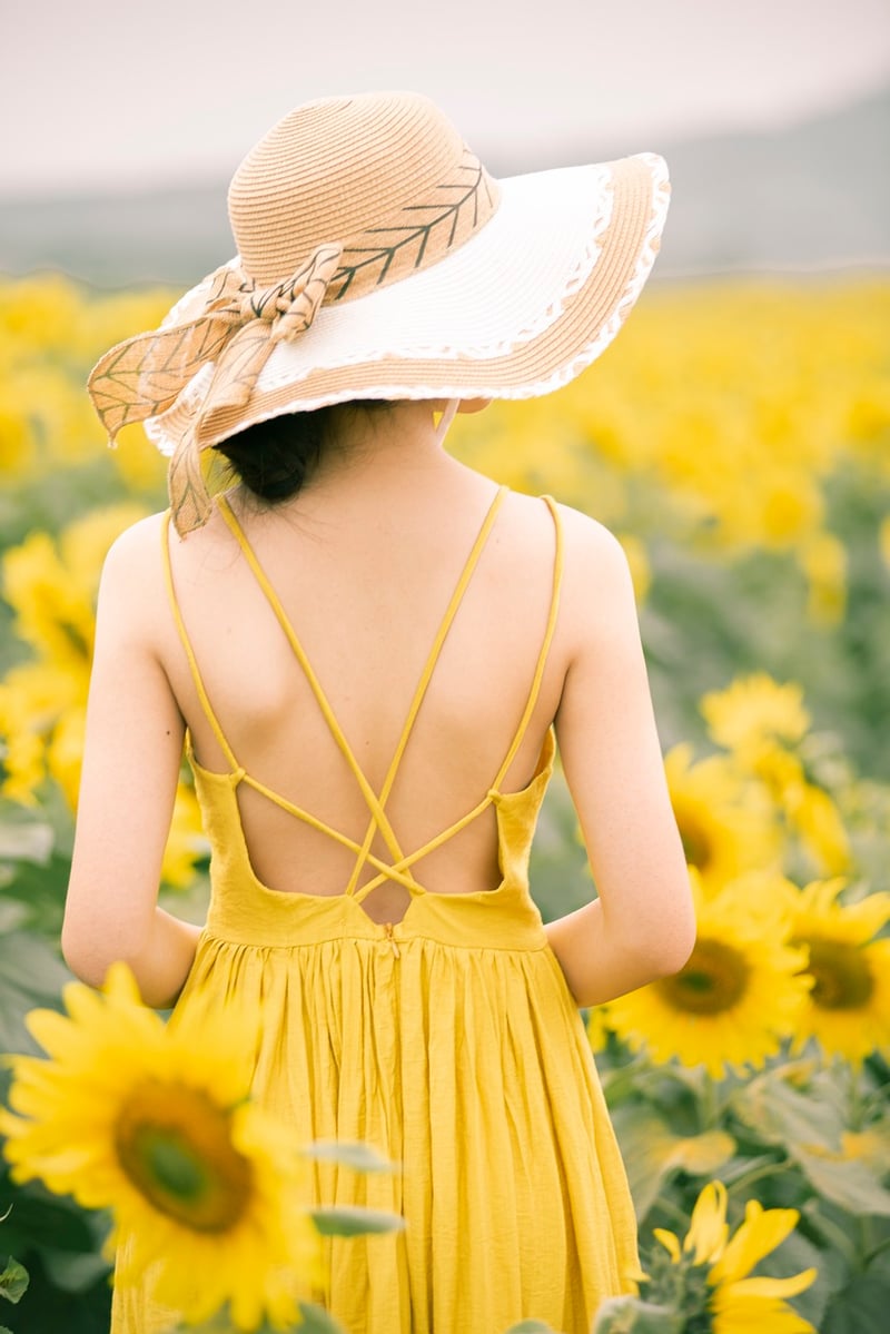 Sun-Inspired Outfit
